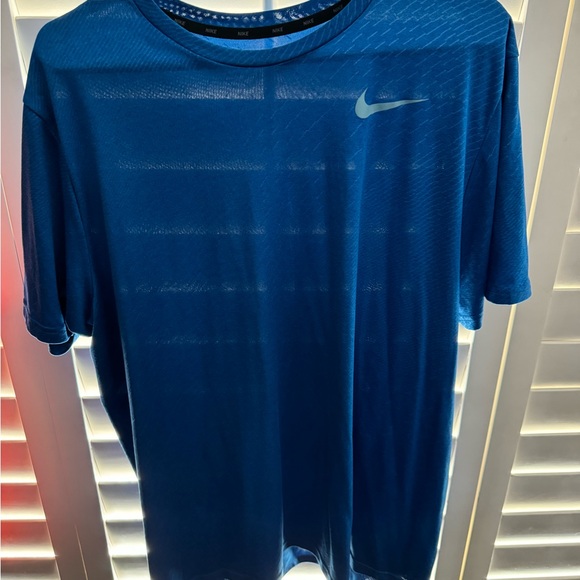 Nike Dry fit shirts bundle of 2 - Picture 2 of 3